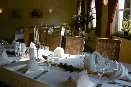 Hotel Lahnschleife Weilburg Restoran gambar